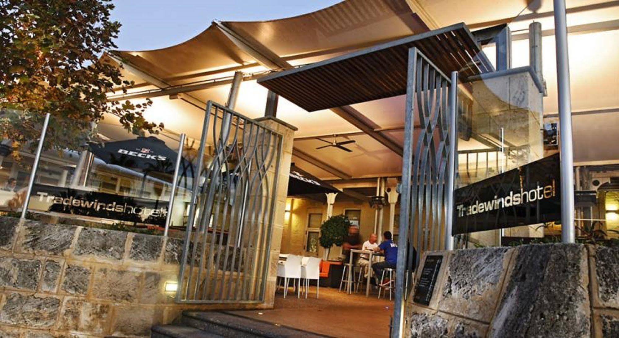 Tradewinds Hotel And Suites Fremantle Extérieur photo