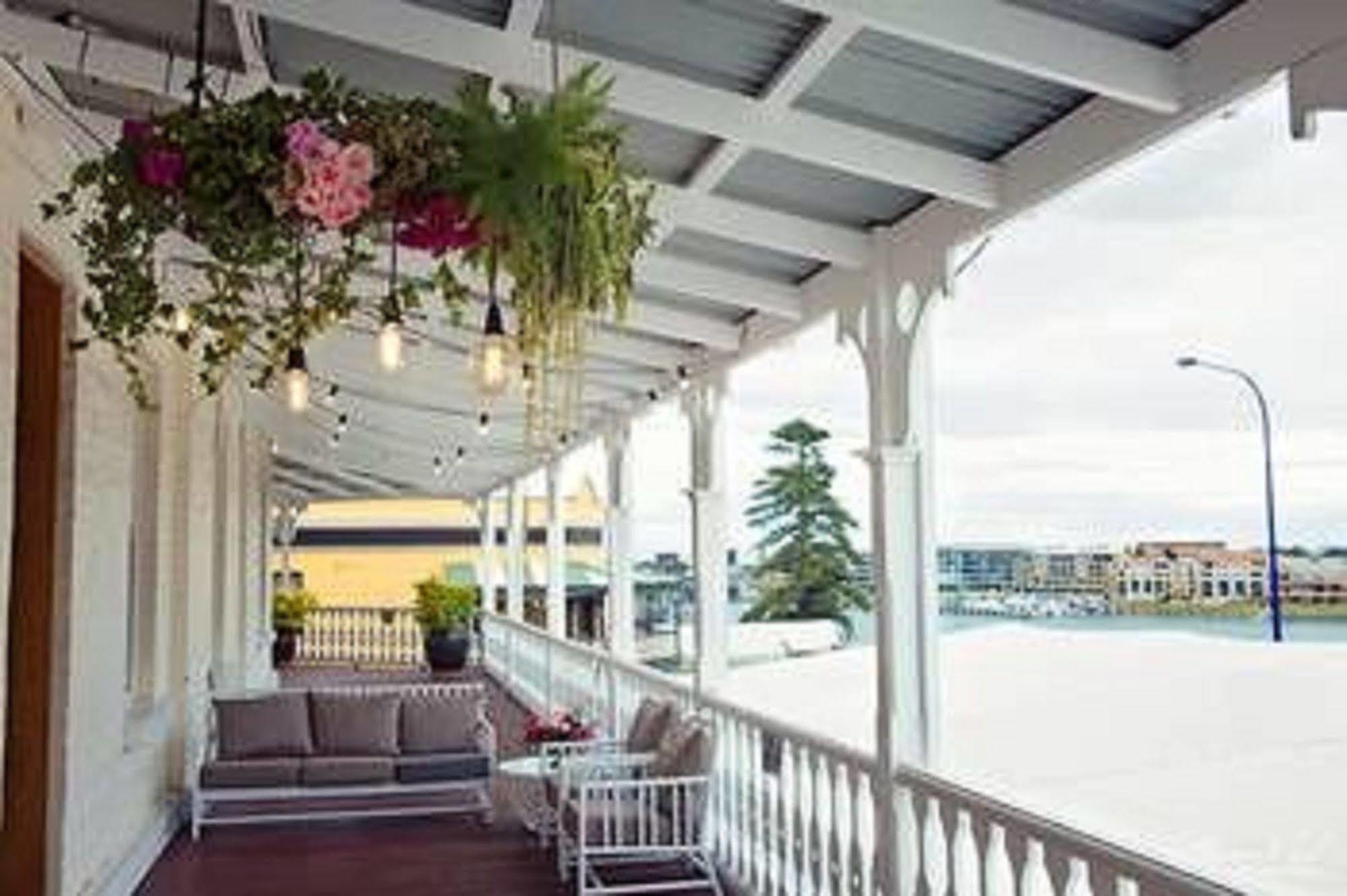 Tradewinds Hotel And Suites Fremantle Extérieur photo