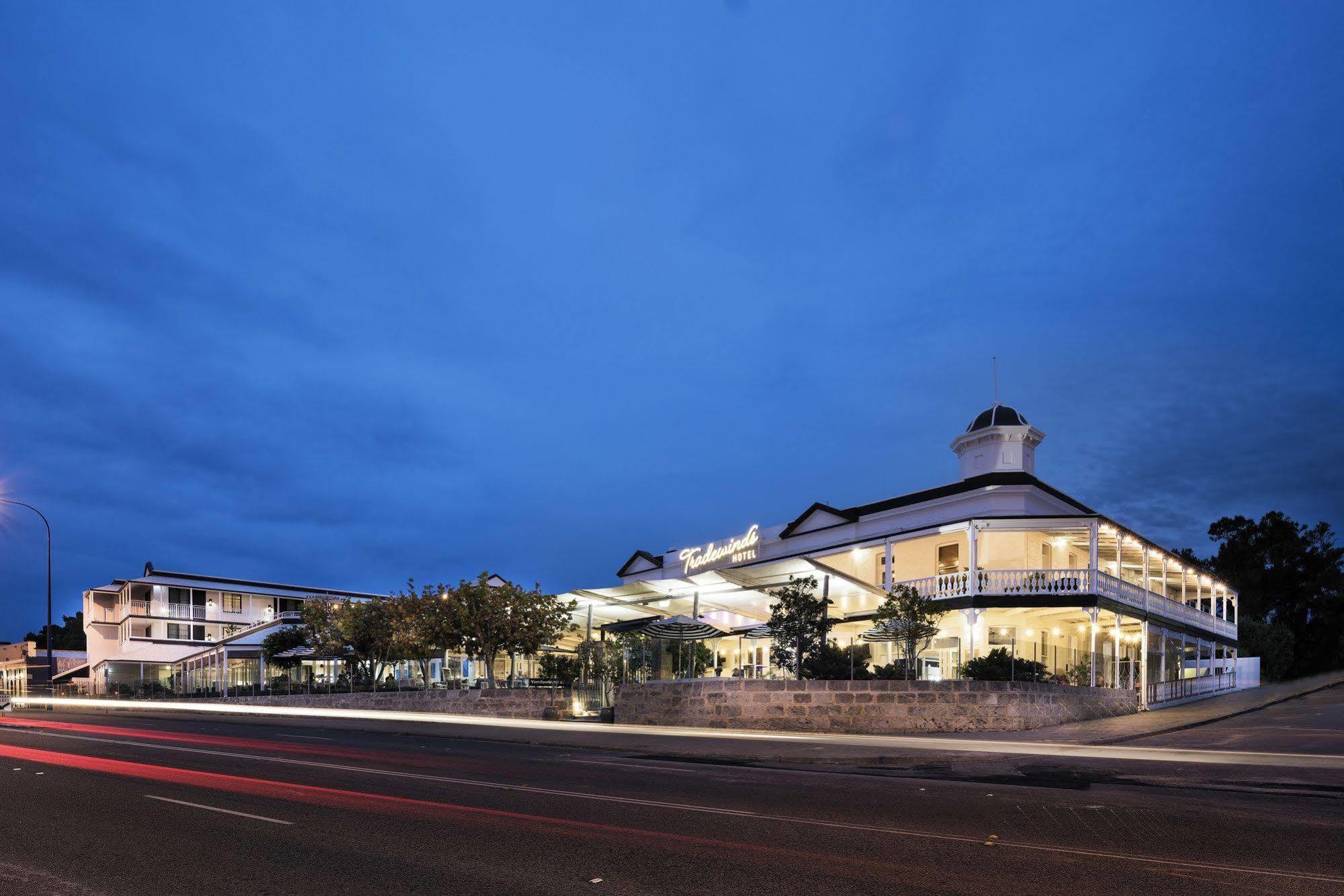 Tradewinds Hotel And Suites Fremantle Extérieur photo